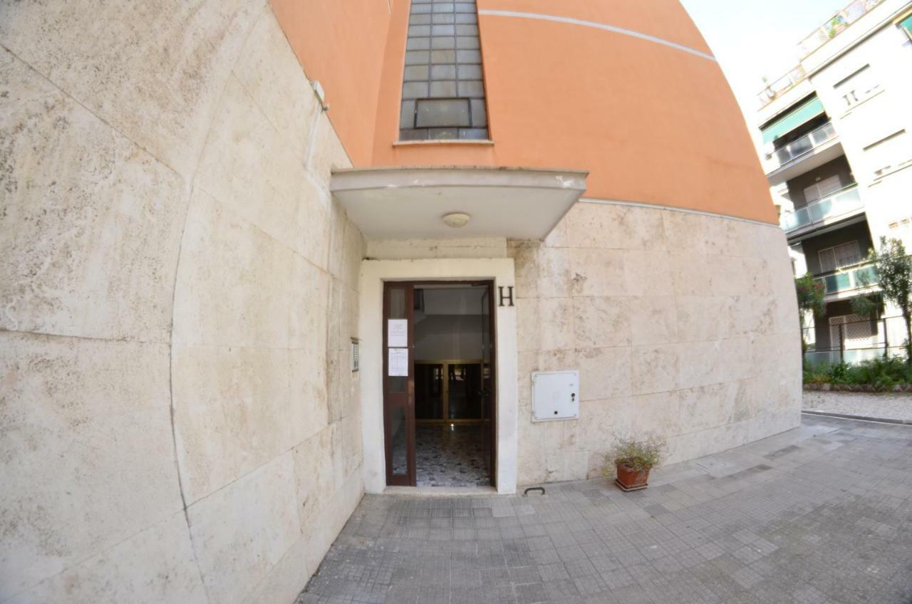 Bed&Bookofrome Apartment Exterior foto